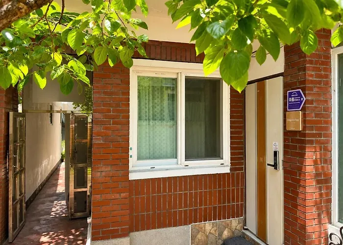 Appartement Dalgona Mangwon L Mangwon Market 10 Sec Class Cleanliness Quiet And Cool Ground Floor Seoel