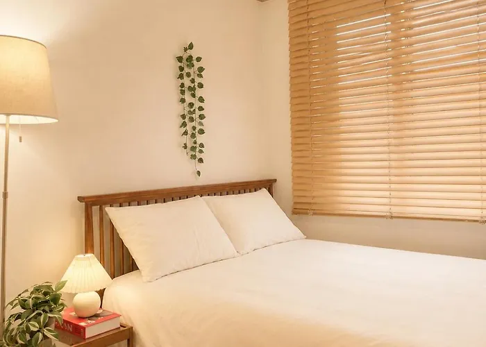 Dalgona Mangwon L Mangwon Market 10 Sec Class Cleanliness Quiet And Cool Ground Floor * Seoel